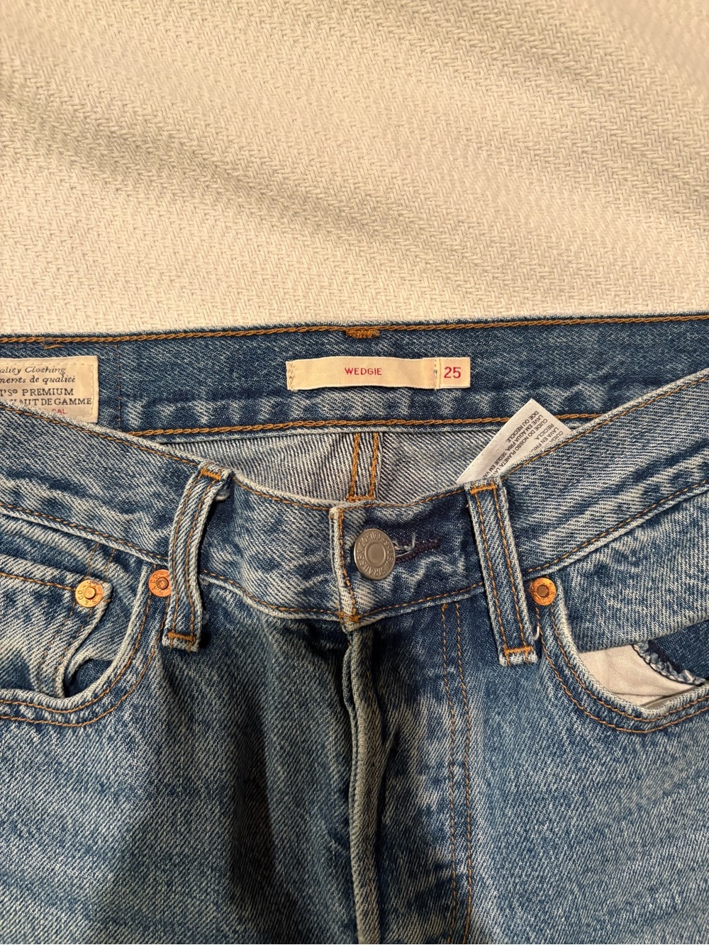Levis Wedgie High-Rise Jeans